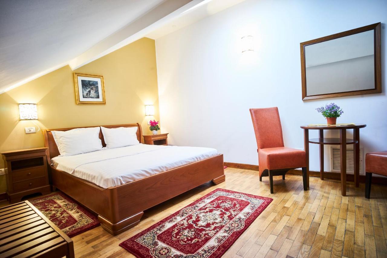 Cozy Attic Room VI Bucareste Exterior foto