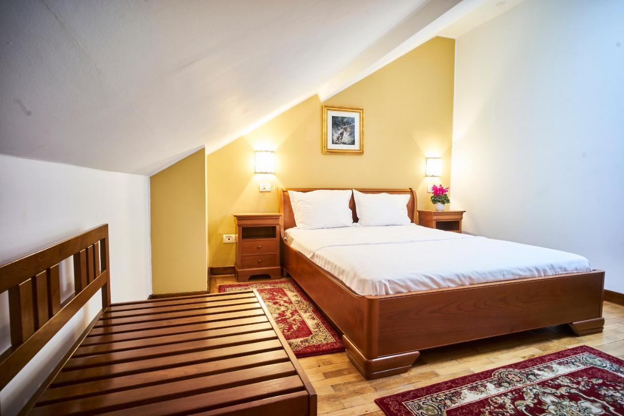 Cozy Attic Room VI Bucareste Exterior foto